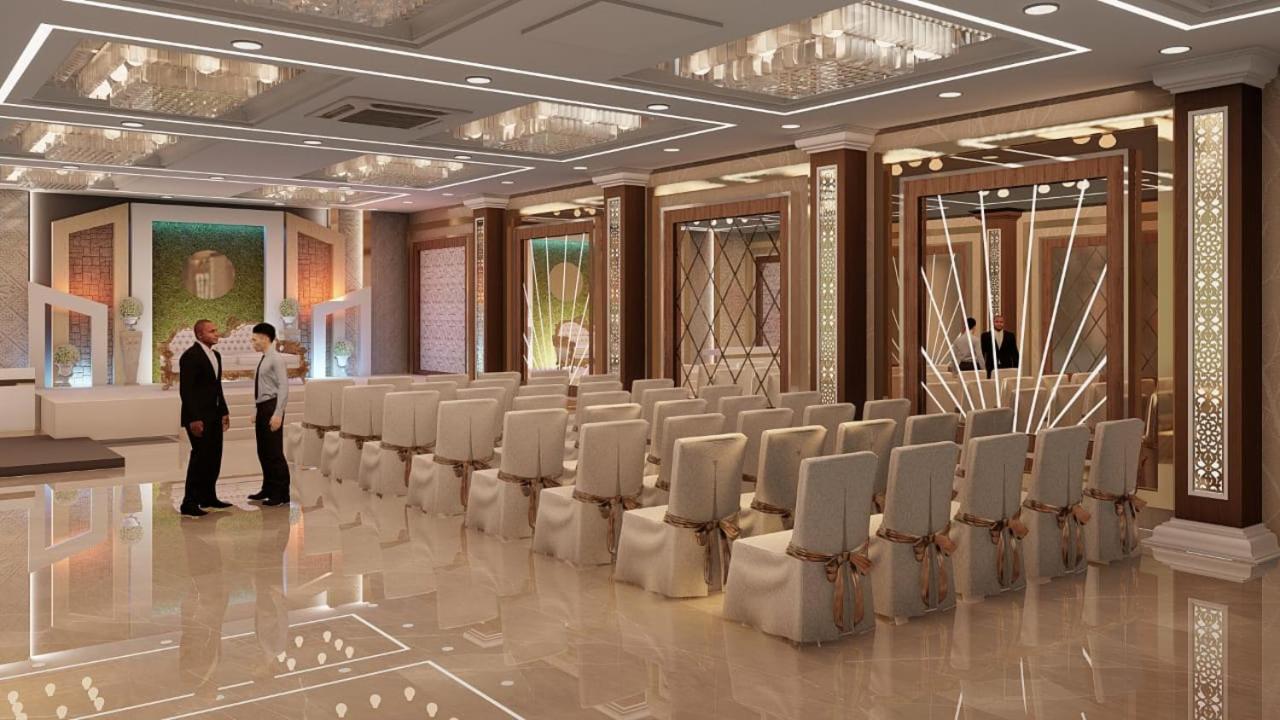 Hotel Olive Crown Lucknow Buitenkant foto